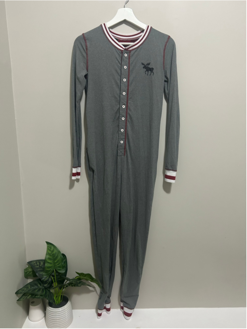 Girls Fammy Jammies Pajama Set One-Piece Grey Red Size 14